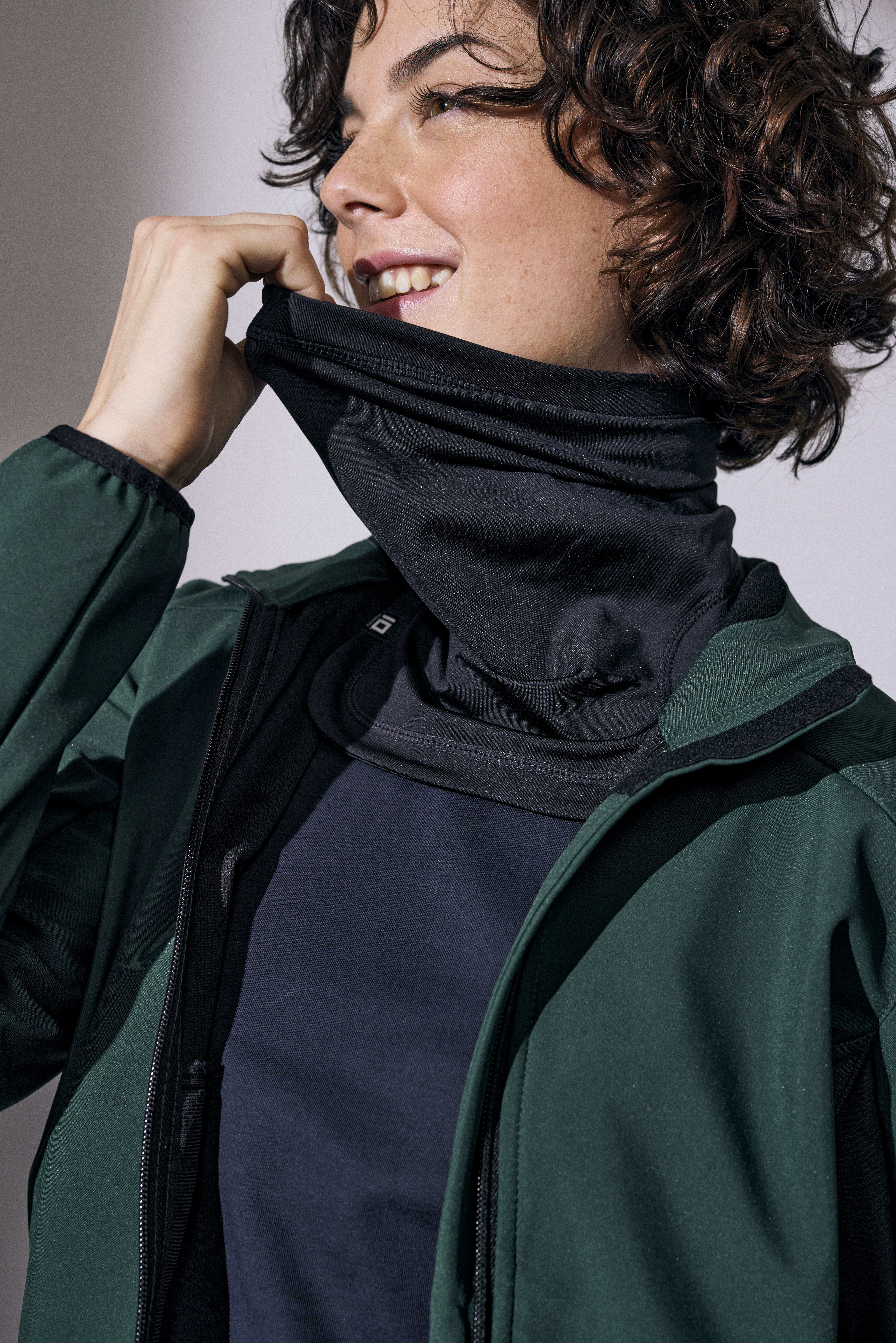 Soft neck warmer — Black — thumbnail 5
